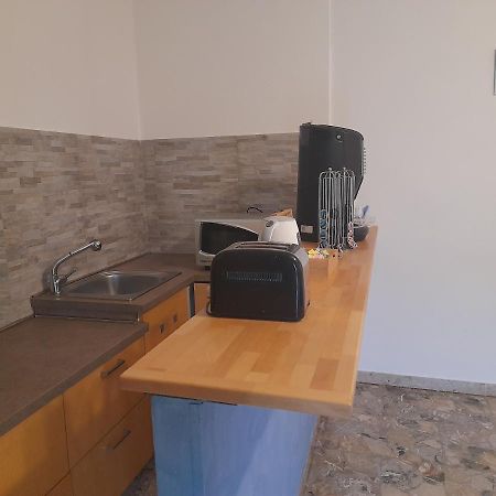B&B Arwen Ponte San Giovanni Bagian luar foto